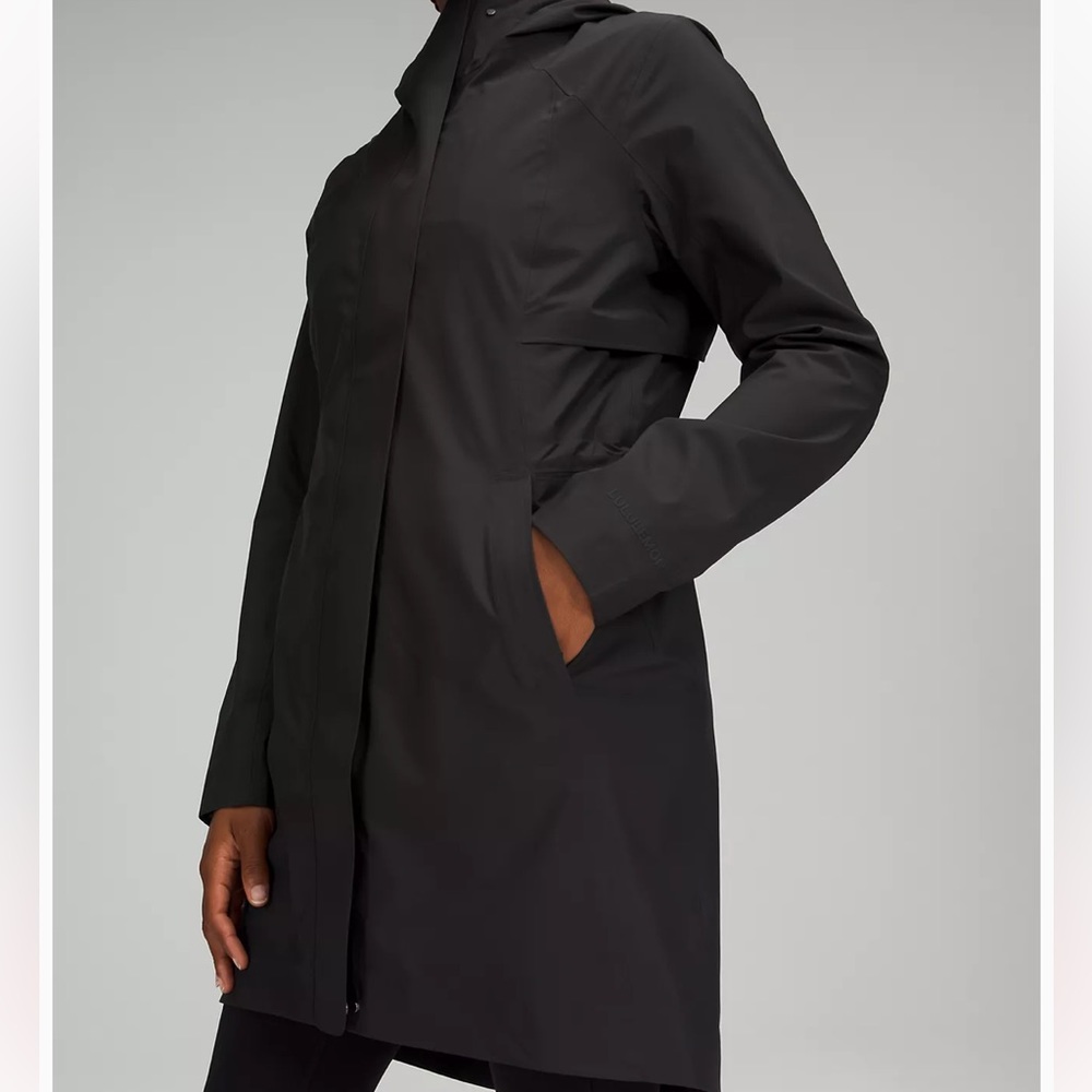 Lululemon Rain Rebel jacket
